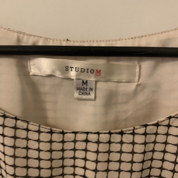 Cute Patterned Mini Dress - Picture 3 of 3